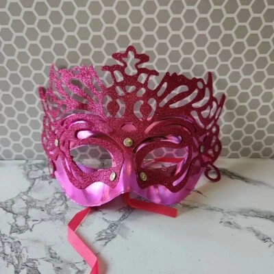 Women's Mardi Gras Masquerade Mask-Brand New- Hot Pink Venetian - Image 1 of 3