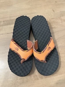 The NORTH FACE Women’s Size 10 Orange Base Camp Wedge Flip Flops Sandals Logo - Picture 1 of 5