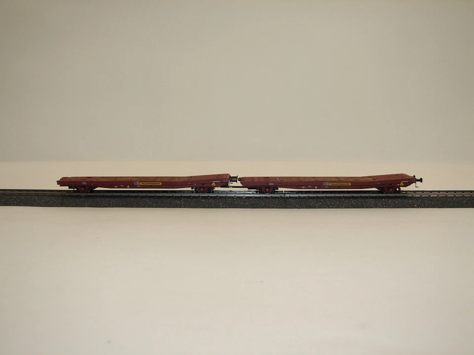 NME H0 531652 - Transwaggon Flachwagenpaar AC TWA800A braun Neuware - Bild 1 von 1