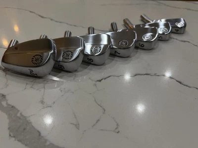 Novas lâminas de bebê Miura Km 4-p - Imagem 1 de 3