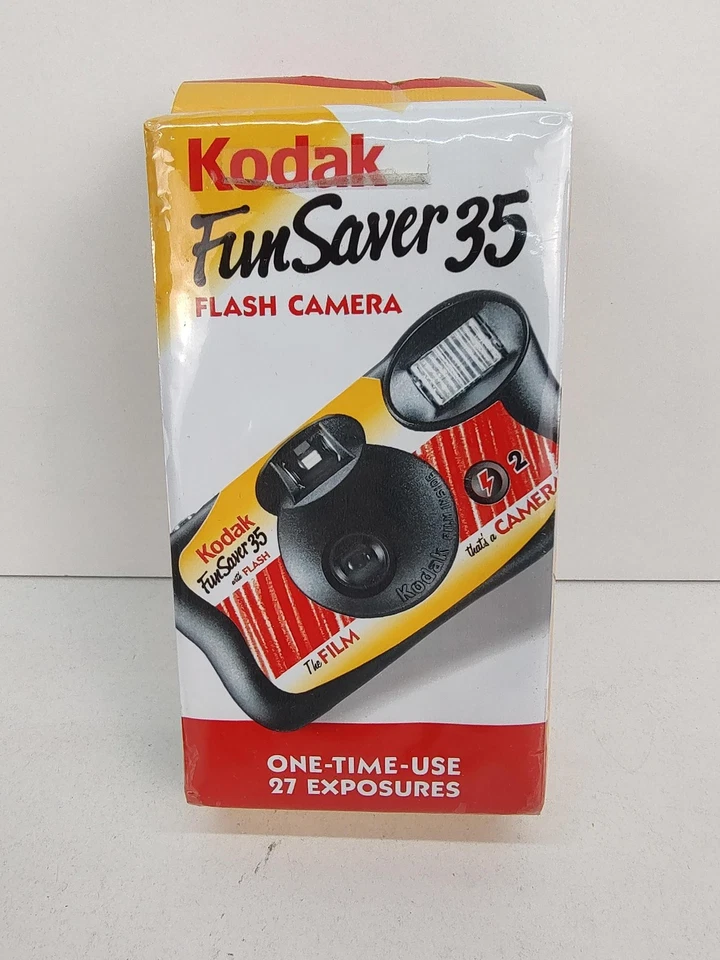 Kodak FunSaver 35 One-Time-Use Flash Camera 27 Exposures 35mm Film exp 01/2007 - Image 1 of 3