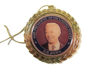 46º PRESIDENTE JOE BIDEN LATÓN METAL COLGANTE ORNAMENTO 2.5" NUEVO - Imagen 1 de 1