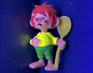 Pumuckl Nimmersatt mit hellem Löffel, mit Eierlei Garantieschein Farbvariante - Bild 1 von 2