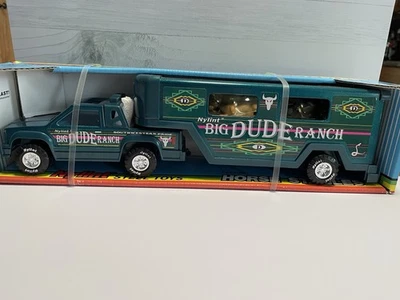 Camión y remolque vintage Nylint Big Dude Ranch Horse Stables 1992 No. 8280 Foto 1 de 4