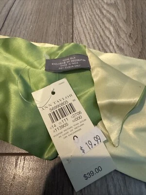 "Bufanda de seda vintage ANN TAYLOR verde larga 78"" x 4"" extremos diagonales #14" Foto 1 de 4