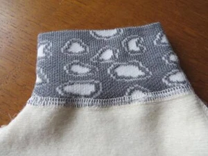 Angora Socken Bettsocken Bettschuhe Wärmesocken Weiß mit Grau Größe L - Bild 1 von 2