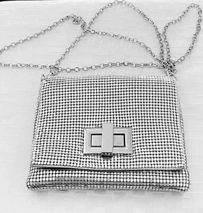 Urban Expressions BLING Aluminium Shell Poly Futter Crossbody Clutch oder Handtasche - Bild 1 von 10