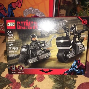 LEGO The Batman 76179 Batman & Selina Kyle Motorcycle Pursuit NEW 149 Pcs - Picture 1 of 5