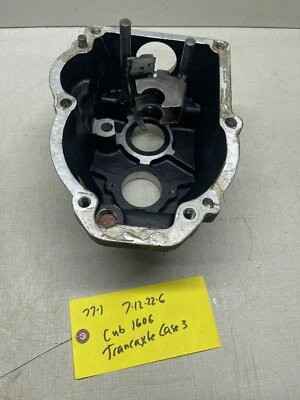 Cub Cadet 1606 Tractor Transmission Shift Case - Image 1 of 3