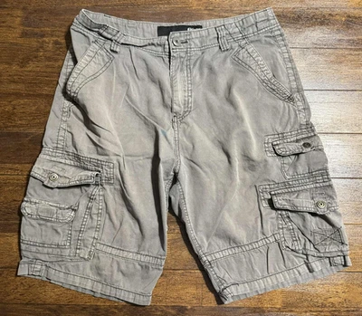 Plugg Cargo Shorts Mens 33 Khaki Green Multi Pocket Utility Y2K Skater Workwear - Image 1 of 4