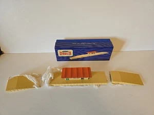 Plataforma/Estación Isla HORNBY DUBLO D1 Calibre OO - En Caja Original - TOTALMENTE NUEVO - Imagen 1 de 6