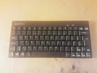PERIDUO-712 Wireless Mini Keyboard, MISSING USB ADAPTOR - Image 1 of 4