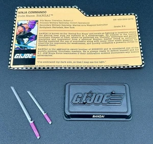 GI Joe Club 2018 FSS 8 Ninja Force Banzai accesorios y tarjeta de archivo - Imagen 1 de 1
