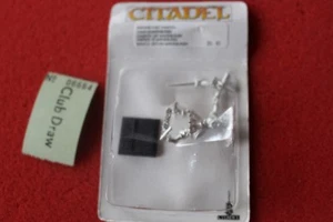 Games Workshop Mordheim Marienburger Champion 1 Sword Metal Figure Warhammer New - Picture 1 of 2