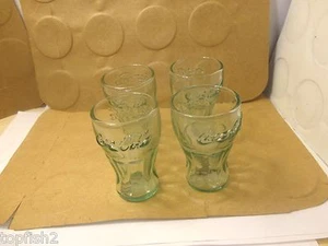 Coca Cola 3 1/8" Mini Becher, 4 Stück (gebraucht/EUC) - Bild 1 von 1