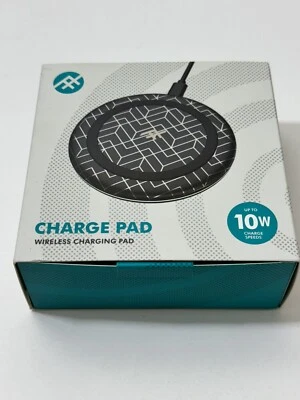 Almohadilla de carga inalámbrica iFrogz 10W Qi Met Geo negra Foto 1 de 4