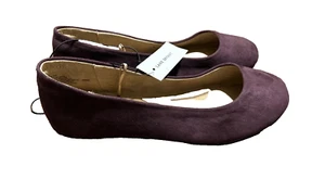 Lane Bryant flache Damenschuhe Wildlederimitat burgunderfarben gepolsterte Slipper Größe 8W neu mit Etikett - Bild 1 von 7