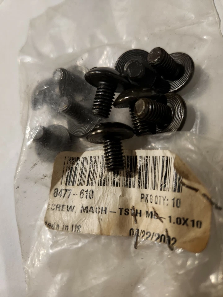 Arctic Cat квадроцикл TSTRH M6 X 1.0 X 10 Z и черный машинный винт 8477-610 упаковка из 10 - Изображение 1 из 1