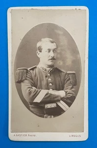 Französischer Soldat in Uniform Studio Portrait Foto 1860 Carte-de-Visite CDV Limoges - Bild 1 von 3