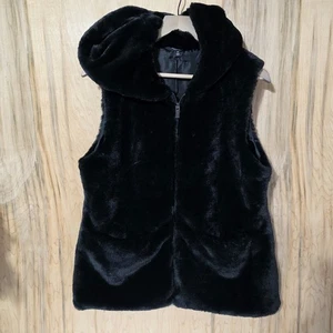 NUEVO Chaleco con Capucha Simply Vera Para Mujer Talla Med Negro Imitación Piel Cremallera Frontal Capa de Lujo - Imagen 1 de 18