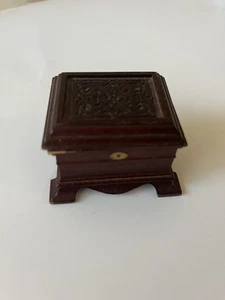 Rarität Hallmark Victorian Memories Ltd französische Modepuppe Holz Schmuckschatulle 1991 - Bild 1 von 11