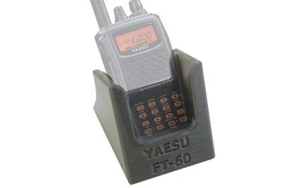 Tisch Ständer Halter für Yaesu FT-60, FT-60R Handgehalten Radio - Bild 1 von 4