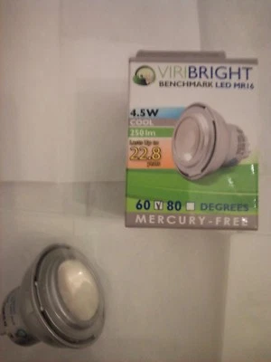 VIRIBRIGHT BENCHMARK  4.5W   MR16   GU5.3  LED Bulbs 12V  AC/DC  250 Lumens COOL - Image 1 of 4