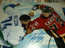 KEEGAN KANZIG CALGARY HITMEN CALGARY FLAMES WHL AUTOGRAPHED 8 X 10 MATTE PHOTO 2