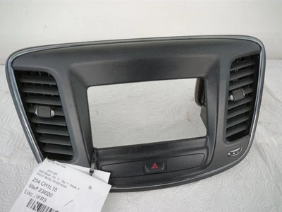 Chrysler 200 2015-2017 radio bisel ventilaciones de aire consola central tablero moldura  Foto 1 de 4
