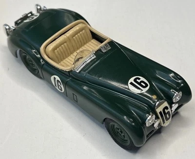 Jaguar XK120 3,5 litros Le Mans 1950 #16 Whitehead/Marshall 1:43 BRUMM sem caixa - Imagem 1 de 4