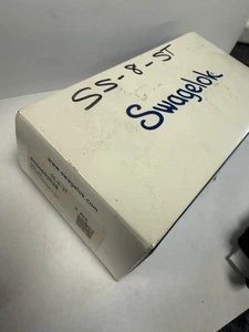 Box Lot of (5) Swagelok SS-8-ST Street Tee Fittings - 1/2" NPT Stainless Steel - Picture 1 of 2