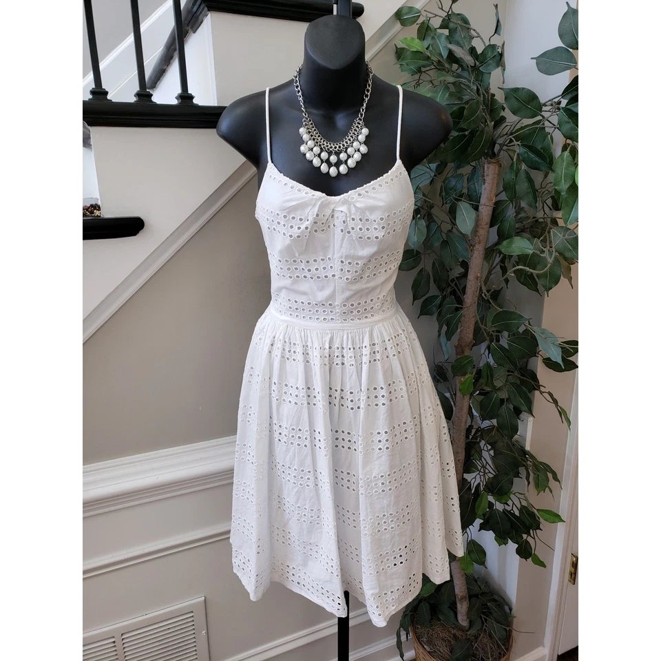 J. Crew A Line Dress Women Size 0 White Crochet Spaghetti Strap Pleated Comfort Foto 1 de 4