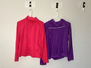 Medium Women’s Champion And Head Sweatshirts - Picture 1 of 3