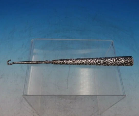 Крючок на пуговицах из стерлингового серебра Repousse от Jacobi and Jenkins HH WS 8 дюймов (#6365) - Изображение 1 из 4