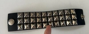 APE Leather Studded Bracelet Punk black silver snap - Imagen 1 de 7