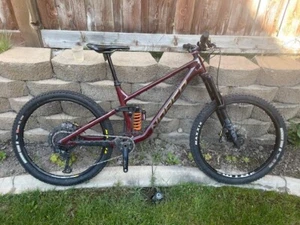2021 Norco Sight C2 Carbon 27.5 (Large) w Bomber, Lyric, Saint, XT, Cascade Link - Picture 1 of 15