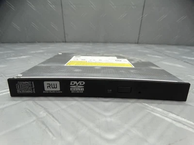 Panasonic DVD MultiGrabadora DVD+R DVD-RW Ultra Velocidad Laptop Unidad Delgada UJ8E1 Foto 1 de 4