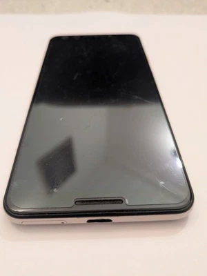 Google Pixel 3 64gb No Rosa (Red Desbloqueado) LineageOS 22.2 (Android 15) Foto 1 de 4