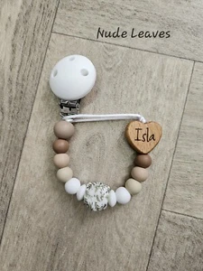 Clip ficticio con nombre colores naturales personalizado soporte ficticio género neutro - Imagen 1 de 8