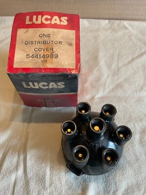 NOS ORIGINAL  LUCAS 54414989 Distributor Cap JAGUAR 420G TRIUMPH  FORD ZEPHYR 6 - Image 1 of 3