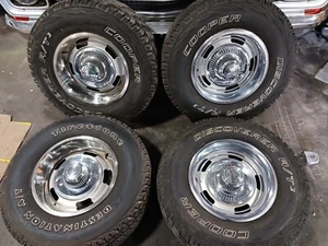 15x7 GM RALLY WHEELS + STEEL TRIM RINGS + GM CENTER CAPS + 30" OFF-ROAD TIRES!!! - Picture 1 of 7