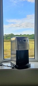 Cuisinart DGB650BCU Grind and Brew Automatic Filter Coffee Maker Stainless Steel - Picture 1 of 4