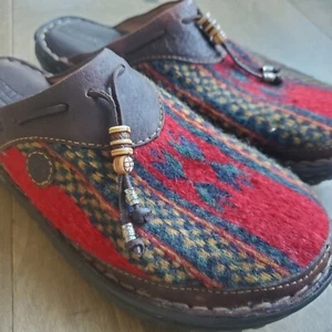 BORN 6538 Wool Leather Clogs Women's Sz 7 Mule Southwestern Pattern Tassel NWOB - Picture 1 of 7
