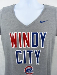 NIKE NFL Chicago Bears Women’s Large L Gray V-Neck T Shirt Top Windy City Tee - Picture 1 of 4
