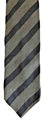 Corbata de cuello para hombre Giorgio Armani, clásico gris a rayas, Italia 59" mezcla de lana y seda Foto 1 de 4