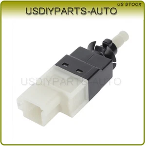 Fits 2002-2006 Freightliner Sprinter 2500 3500 Brake Light Switch 68056230AA - Picture 1 of 3