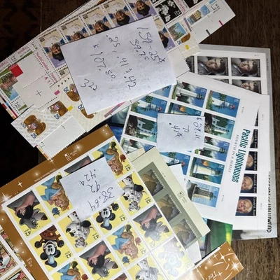 322 estampillas de Estados Unidos de 0,25,42 utilizables como nuevas valor nominal $107,50 $65 ¡muy por debajo de la cara!!  Foto 1 de 4