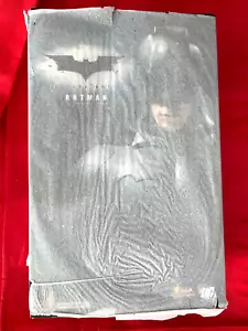 HOT TOYS BATMAN Original Costume The DARK KNIGHT MMS67 1/6 Scale Figure **READ** - Picture 1 of 6