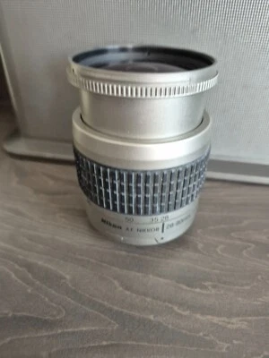 NIKON F AF Nikkor 28-80mm f3.3-5.6 G Auto Focus Wide Angle Zoom Lens. - Image 1 of 4
