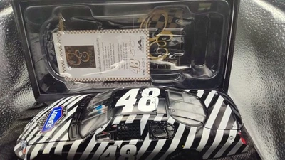 JIMMIE JOHNSON 1/24 ЭЛИТНЫЙ ТРЕК ПРОТЕСТИРОВАН 2007 СОВЕРШЕННО НОВЫЙ - Изображение 1 из 2